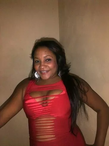 Chica de 35 busca chico para hacer pareja en Santo Domingo, República Dominicana