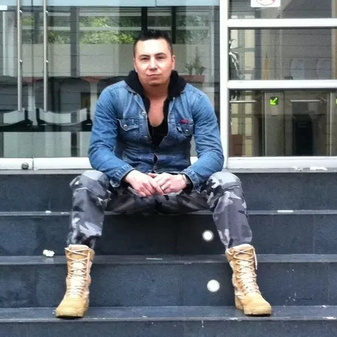 Hombre de 37 busca mujer para hacer pareja en Bogotá, Colombia