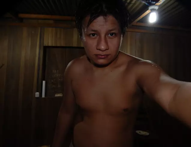 Chico de 26 busca chica para hacer pareja en Callao, Perú