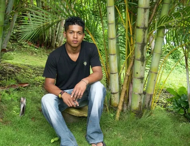 Chico de 32 busca chica para hacer pareja en nicaragua, Nicaragua