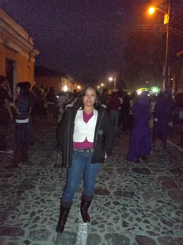 Chica de 34 busca chico para hacer pareja en Escuintla, Guatemala