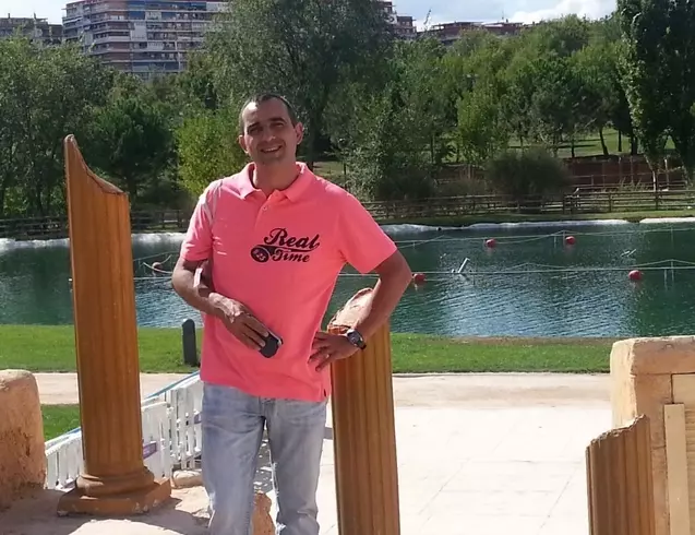 Hombre de 52 busca mujer para hacer pareja en Madrid, España