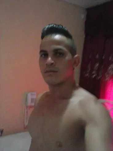 Chico de 34 busca chica para hacer pareja en Guanabacoa, Cuba