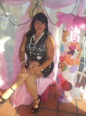 Mujer de 43 busca hombre para hacer pareja en Puerto ordaz, Venezuela