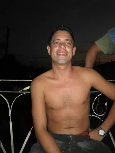 Hombre de 39 busca mujer para hacer pareja en Sanct Spiritus, Cuba