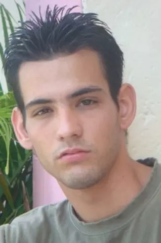Chico de 35 busca chica para hacer pareja en Habana, Cuba