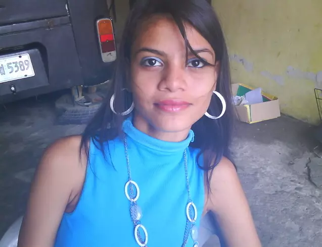 Chica de 31 busca chico para hacer pareja en Puerto Cortes, Honduras