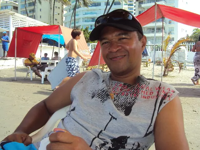 Hombre de 36 busca mujer para hacer pareja en Cartagena, Colombia