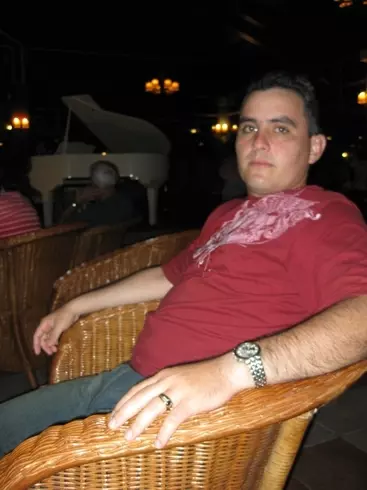Hombre de 40 busca mujer para hacer pareja en Camaguey, Cuba