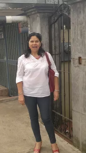 Mujer de 68 busca hombre para hacer pareja en Heredia, Costa Rica