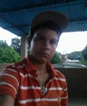 Chico de 30 busca chica para hacer pareja en Monay, Venezuela