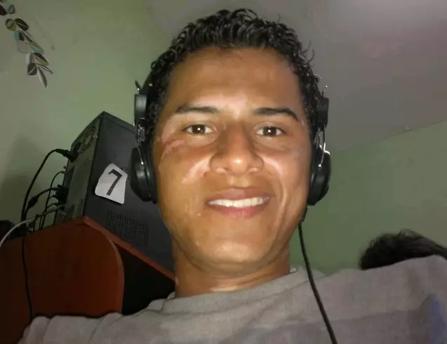 Chico de 30 busca chica para hacer pareja en Guayaquil, Ecuador