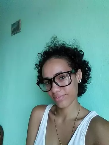 Chica de 27 busca chico para hacer pareja en La Habana, Cuba