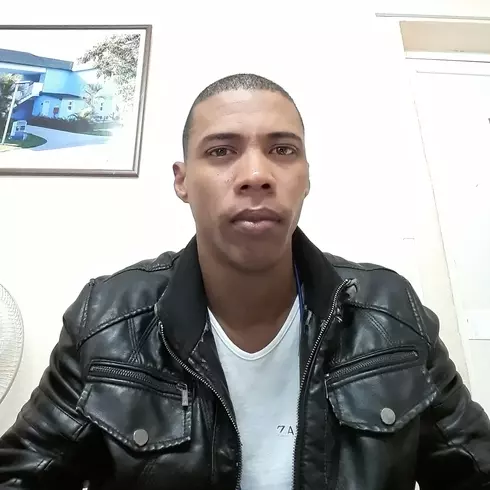 Hombre de 39 busca mujer para hacer pareja en Varadero, Cuba