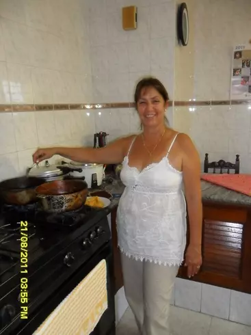 Mujer de 63 busca hombre para hacer pareja en La Habana, Cuba