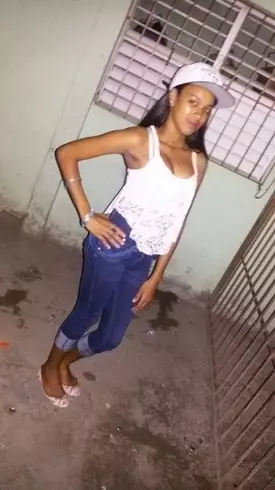 Chica de 25 busca chico para hacer pareja en San cristobal, República Dominicana