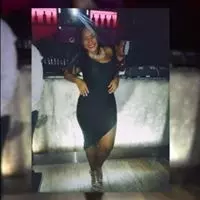 Chica de 27 busca chico para hacer pareja en Caracas, Venezuela