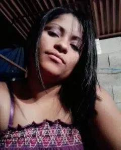 Mujer de 37 busca hombre para hacer pareja en Caracas, Venezuela