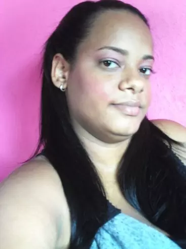 Chica de 34 busca chico para hacer pareja en Santo Domingo, República Dominicana