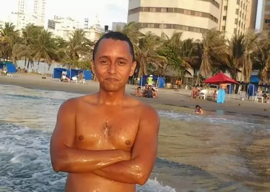 Hombre de 43 busca mujer para hacer pareja en Barranquilla, Colombia