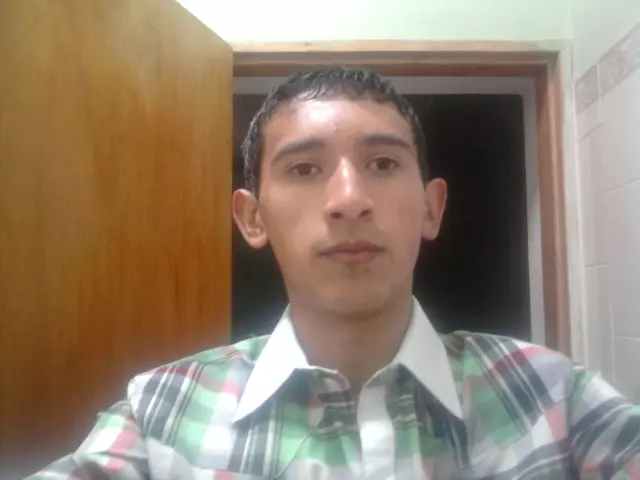 Chico de 29 busca chica para hacer pareja en Ojo De Agua, Argentina