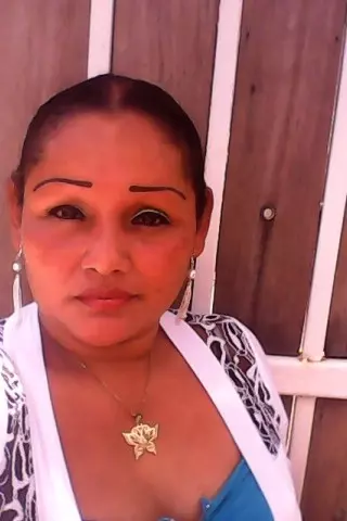 Mujer de 47 busca hombre para hacer pareja en Managua, Nicaragua