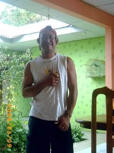 Hombre de 50 busca mujer para hacer pareja en Puntarenas-Esparza, Costa Rica