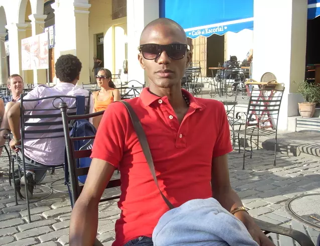 Chico de 35 busca chica para hacer pareja en Ciego De Ávila, Cuba