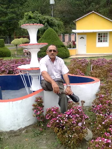 Hombre de 72 busca mujer para hacer pareja en Chiriqui, Panamá