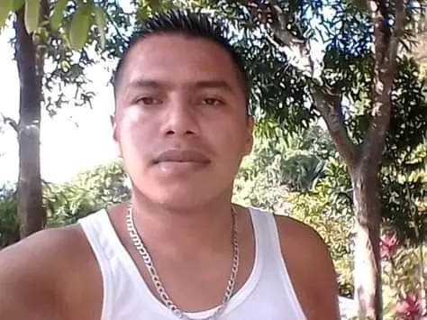 Chico de 31 busca chica para hacer pareja en Choloma, Honduras