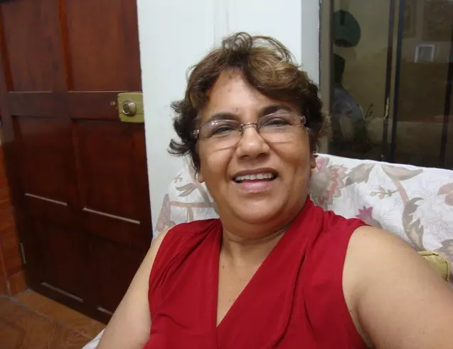 Mujer de 71 busca hombre para hacer pareja en Perú