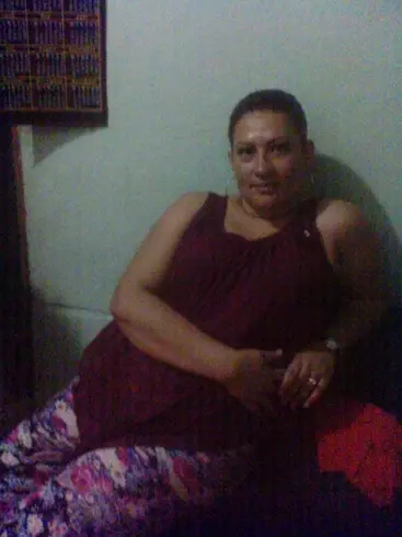 Mujer de 46 busca hombre para hacer pareja en San salvador, Salvador