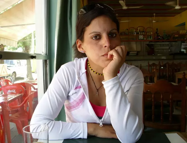 Chica de 32 busca chico para hacer pareja en BUENOS AIRES, Uruguay