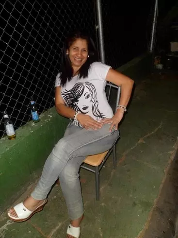 Mujer de 52 busca hombre para hacer pareja en Maracay, Venezuela