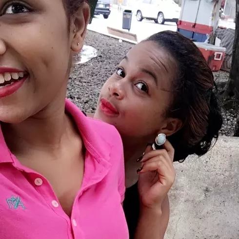 Chica de 30 busca chico para hacer pareja en María Trinidad Sánchez, República Dominicana