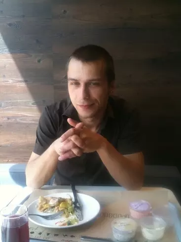 Hombre de 39 busca mujer para hacer pareja en Moscu, Rusia