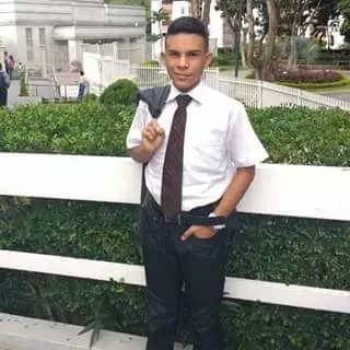 Chico de 21 busca chica para hacer pareja en Zulia, Venezuela