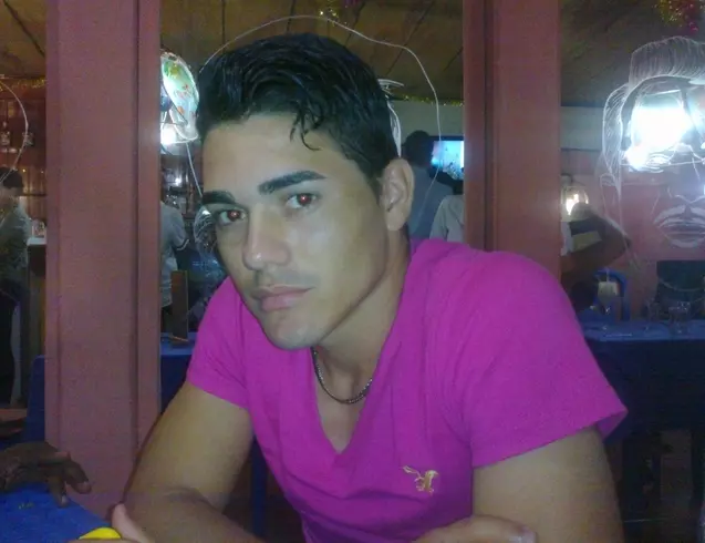 Chico de 32 busca chica para hacer pareja en Ciego de avila, Cuba