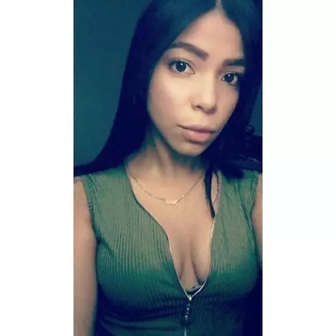 Chica de 27 busca chico para hacer pareja en República Dominicana