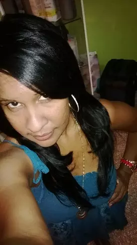 Mujer de 46 busca hombre para hacer pareja en Santo Domingo, República Dominicana