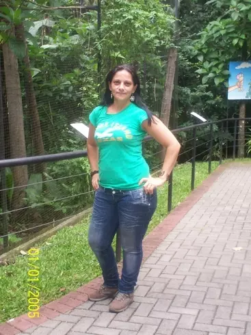 Mujer de 49 busca hombre para hacer pareja en san jose, Costa Rica
