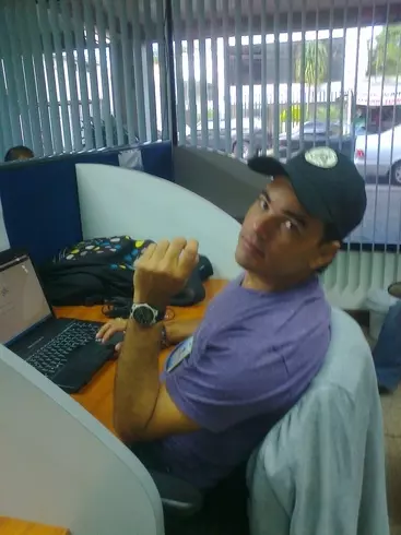 Hombre de 50 busca mujer para hacer pareja en San José, Costa Rica