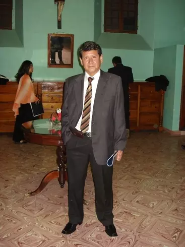 Hombre de 65 busca mujer para hacer pareja en Sucre, Bolivia