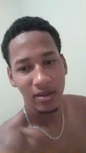 Chico de 27 busca chica para hacer pareja en Santo Domingo, República Dominicana