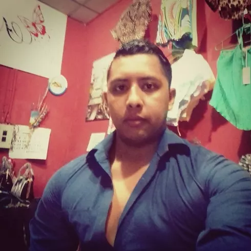 Chico de 28 busca chica para hacer pareja en Santa Aba, Salvador