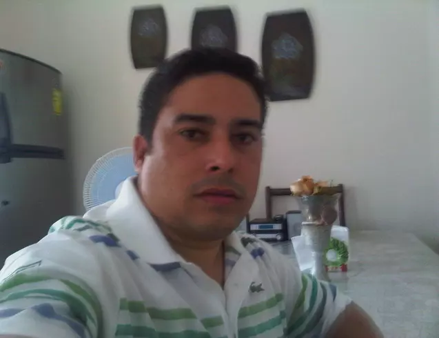 Hombre de 49 busca mujer para hacer pareja en La ceiba, Honduras