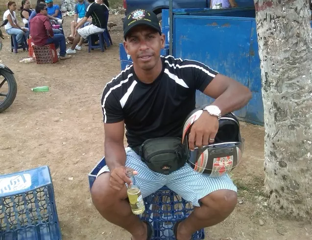 Hombre de 42 busca mujer para hacer pareja en Cumana, Venezuela