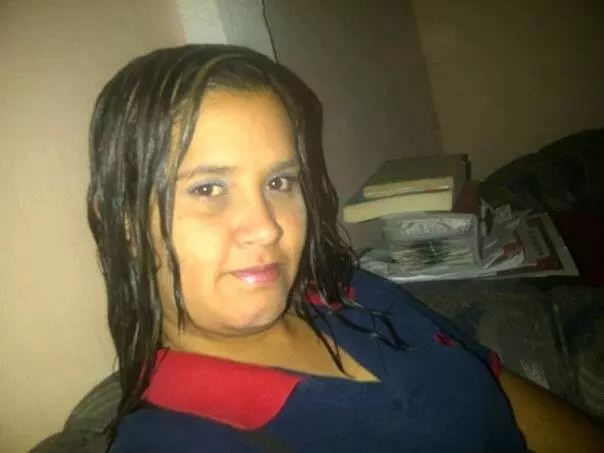 Mujer de 43 busca hombre para hacer pareja en Caracas, Venezuela