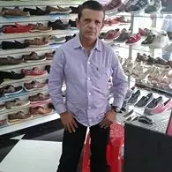Hombre de 55 busca mujer para hacer pareja en Monteria4, Colombia