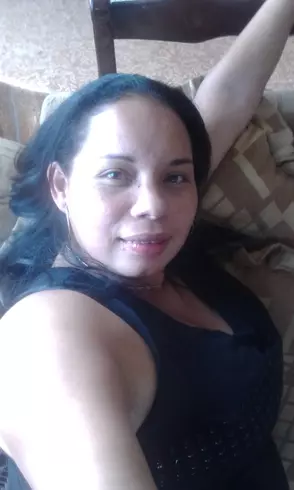 Mujer de 39 busca hombre para hacer pareja en La Ceiba Honduras890, Honduras